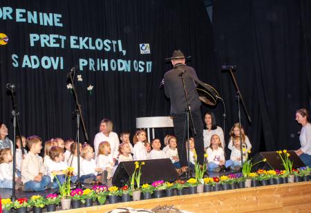 ‘‘Korenine preteklosti, sadovi prihodnosti” (3)